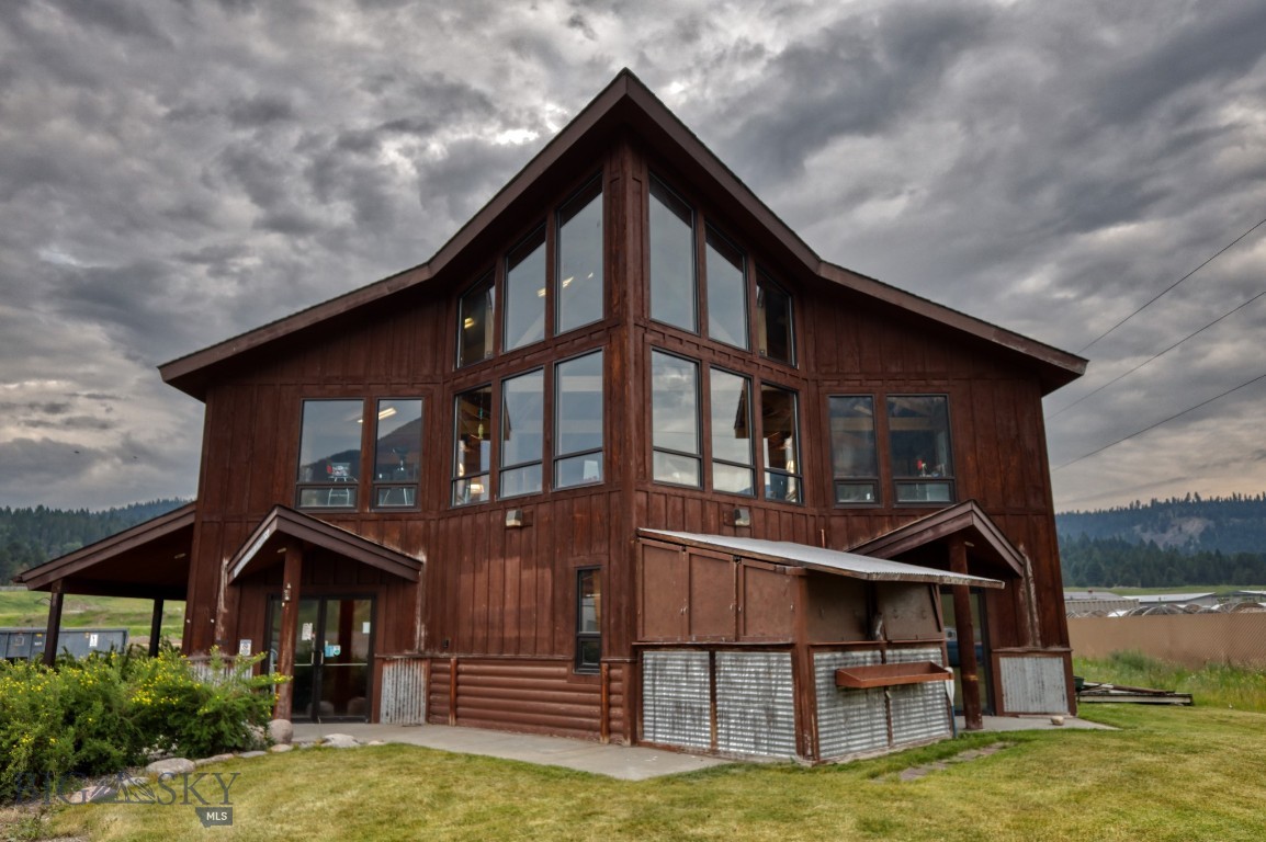 46651 Gallatin, Gallatin Gateway