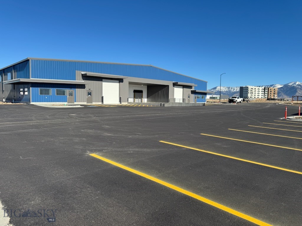 112 Stone River Road, Belgrade