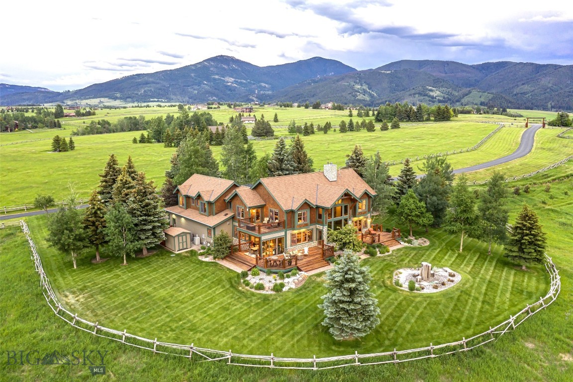 390 Hayrake Lane, Bozeman