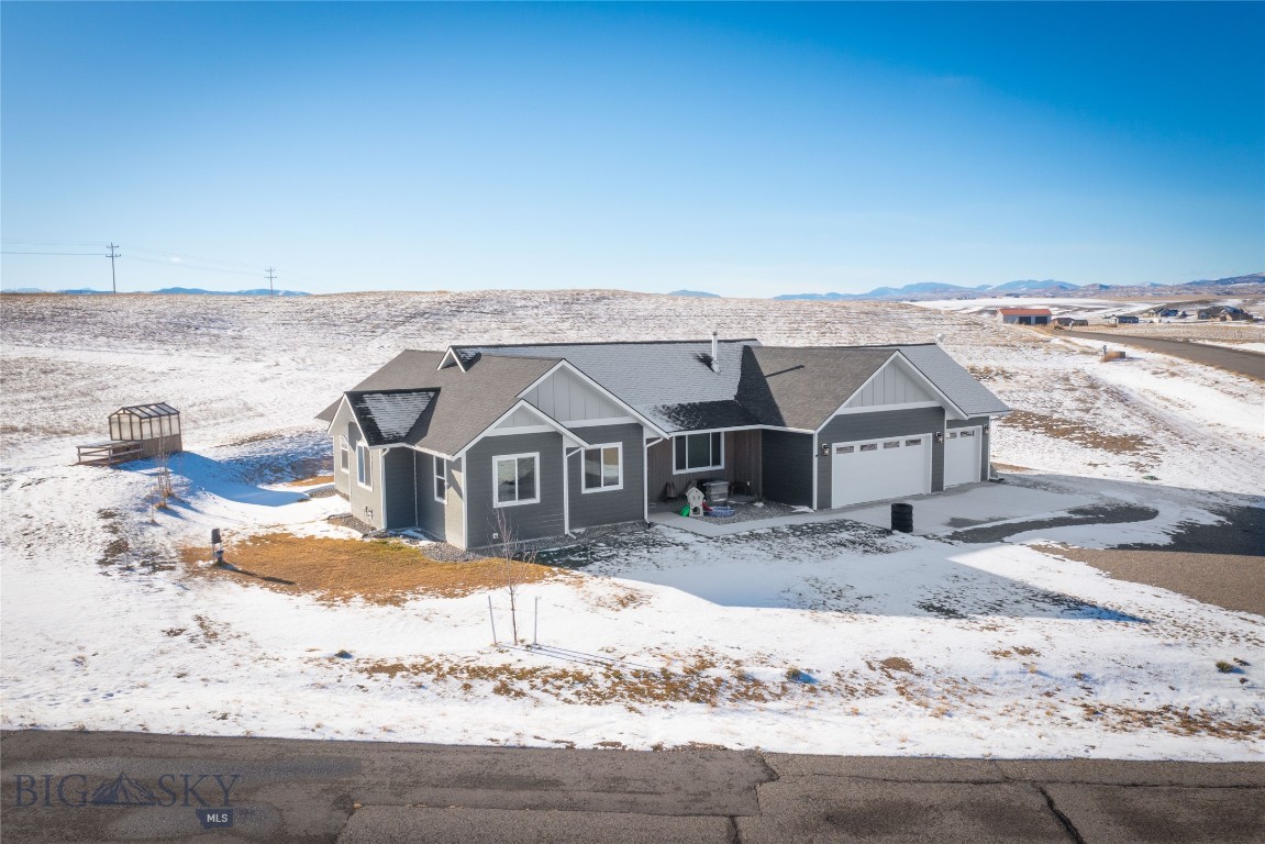 2 Paddlefish Court, Three Forks