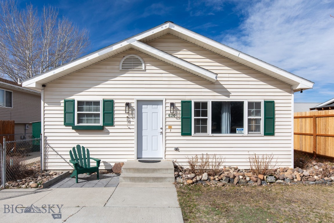 620 3rd Ave W, Three Forks