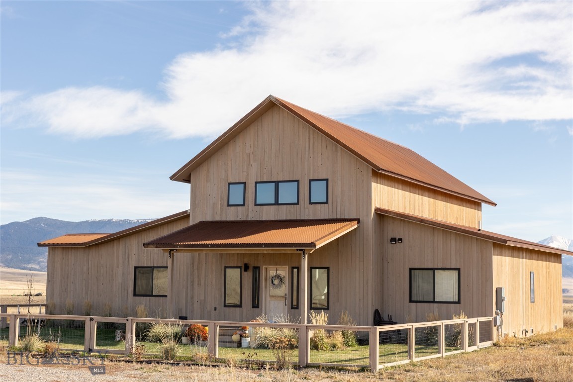 100 S Golden Eagle, McAllister