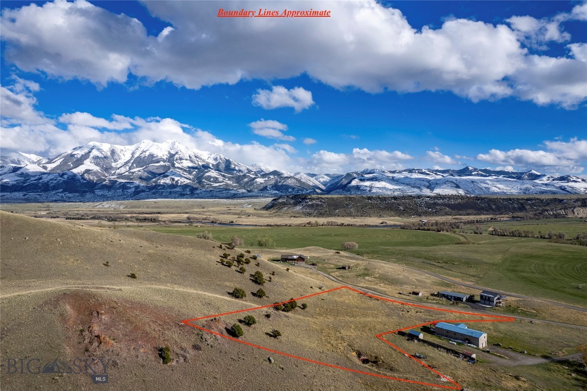 7 Aquila Lane, Emigrant