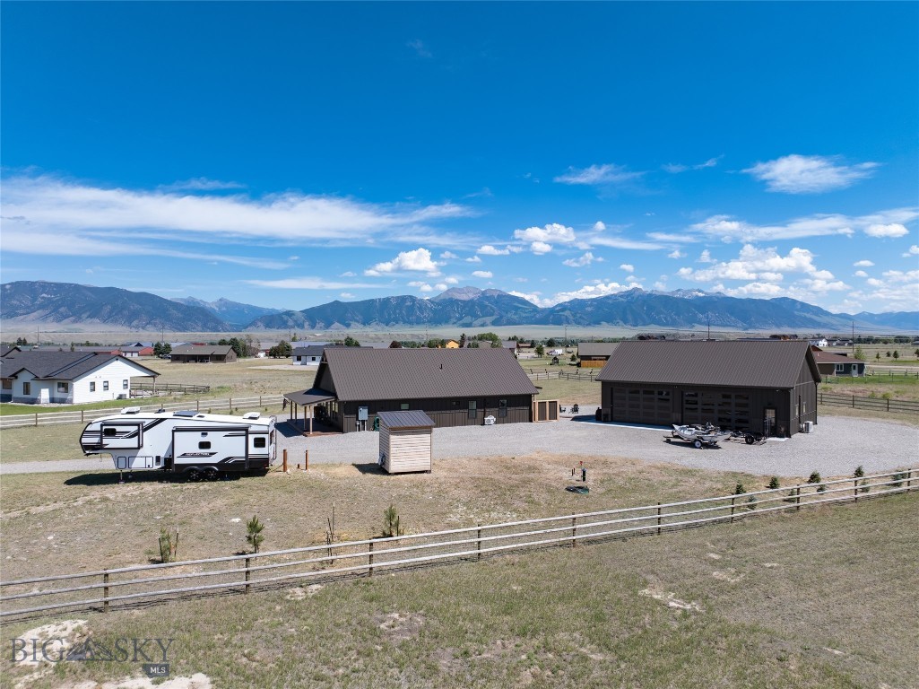 74 Sky View Drive, Ennis
