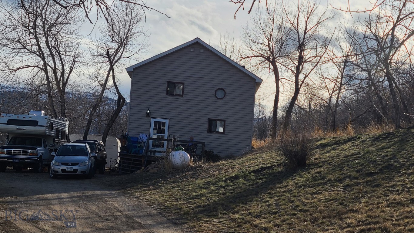 101 Bear Paw, Anaconda