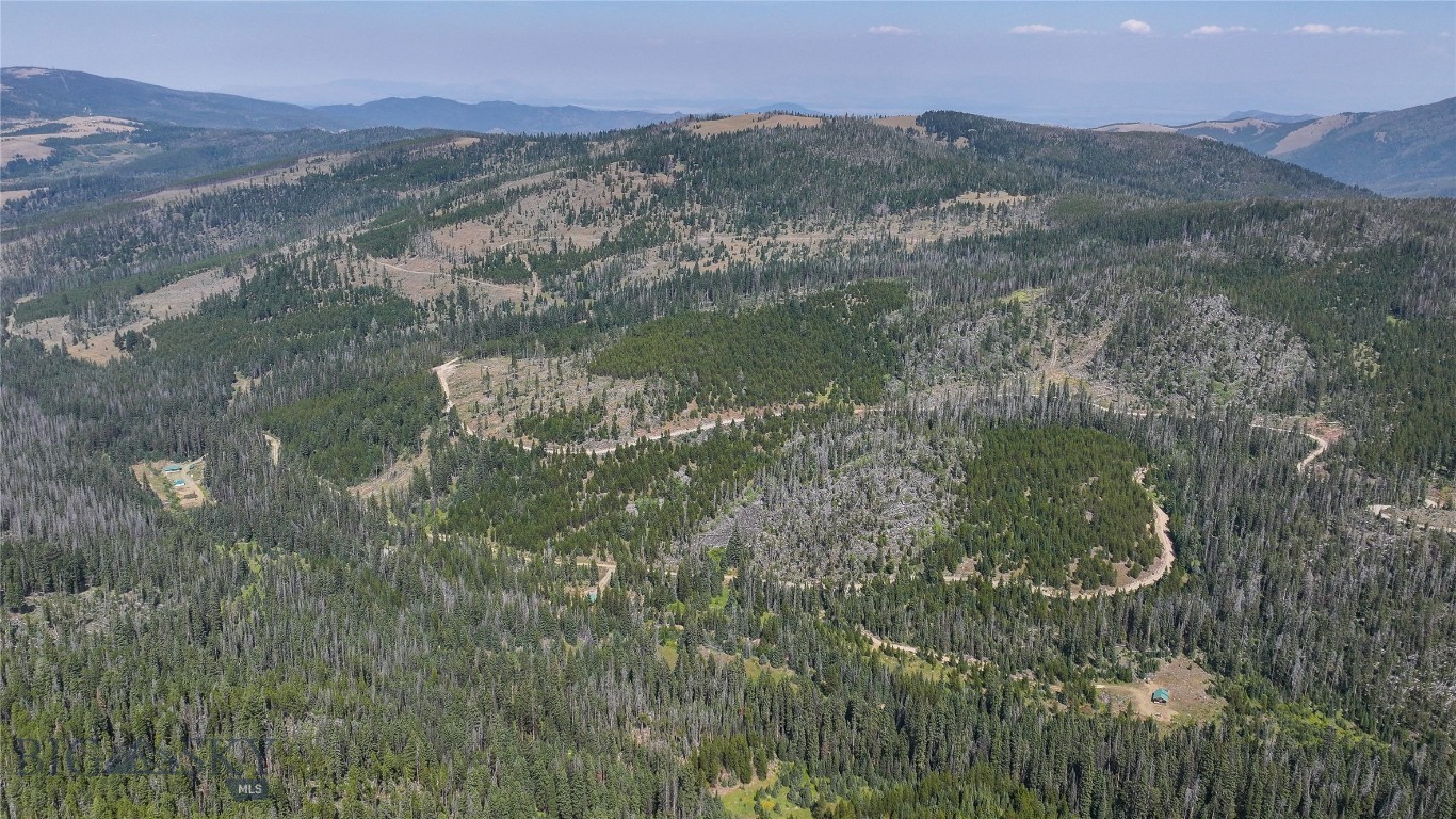 7379 Hahn Creek Road, Elliston