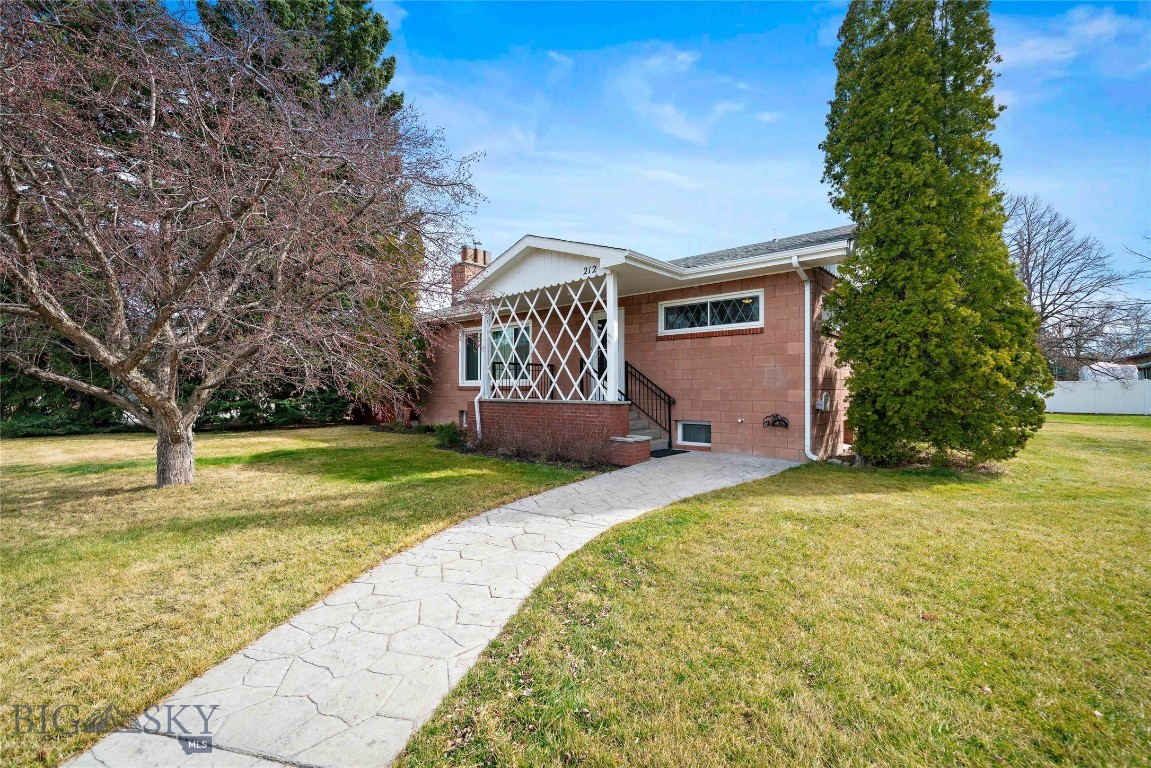 212 N Broadway Street, Belgrade