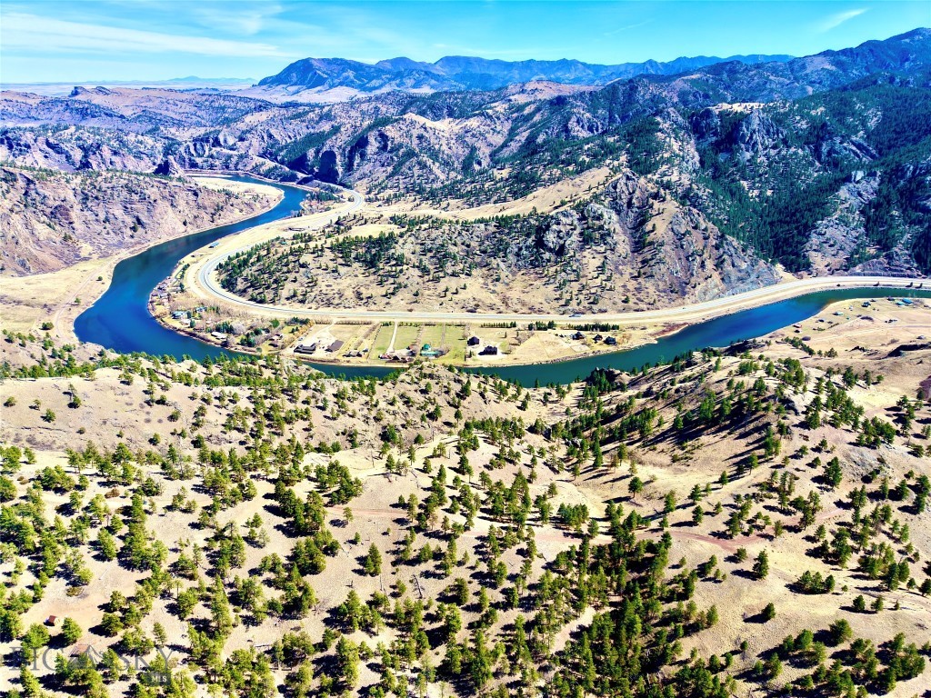 146 Pioneer Trail Lane, Cascade