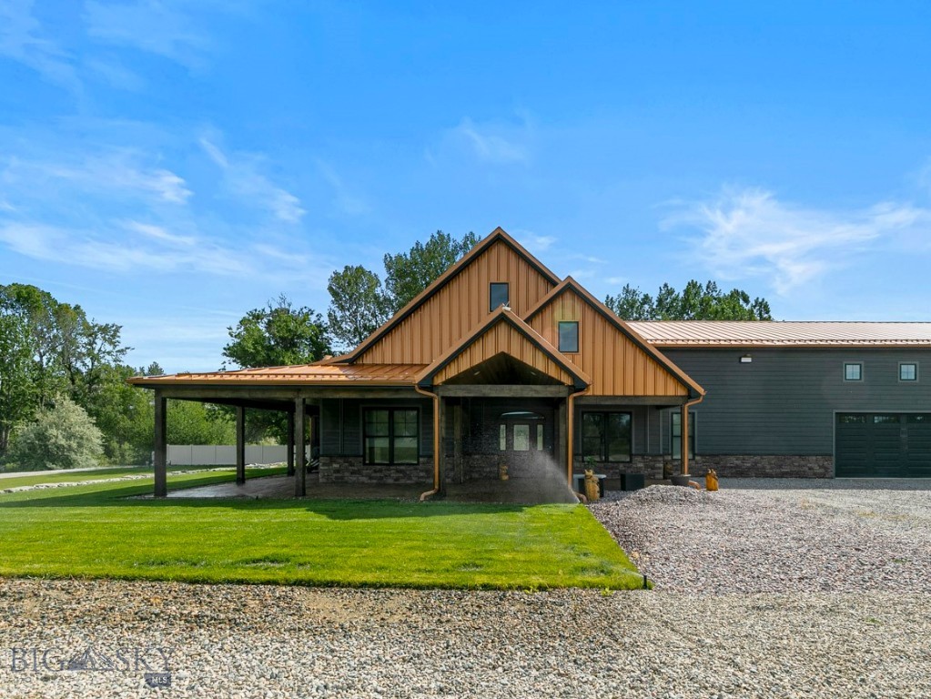 29 Lower Hawk Valley Road, Columbus