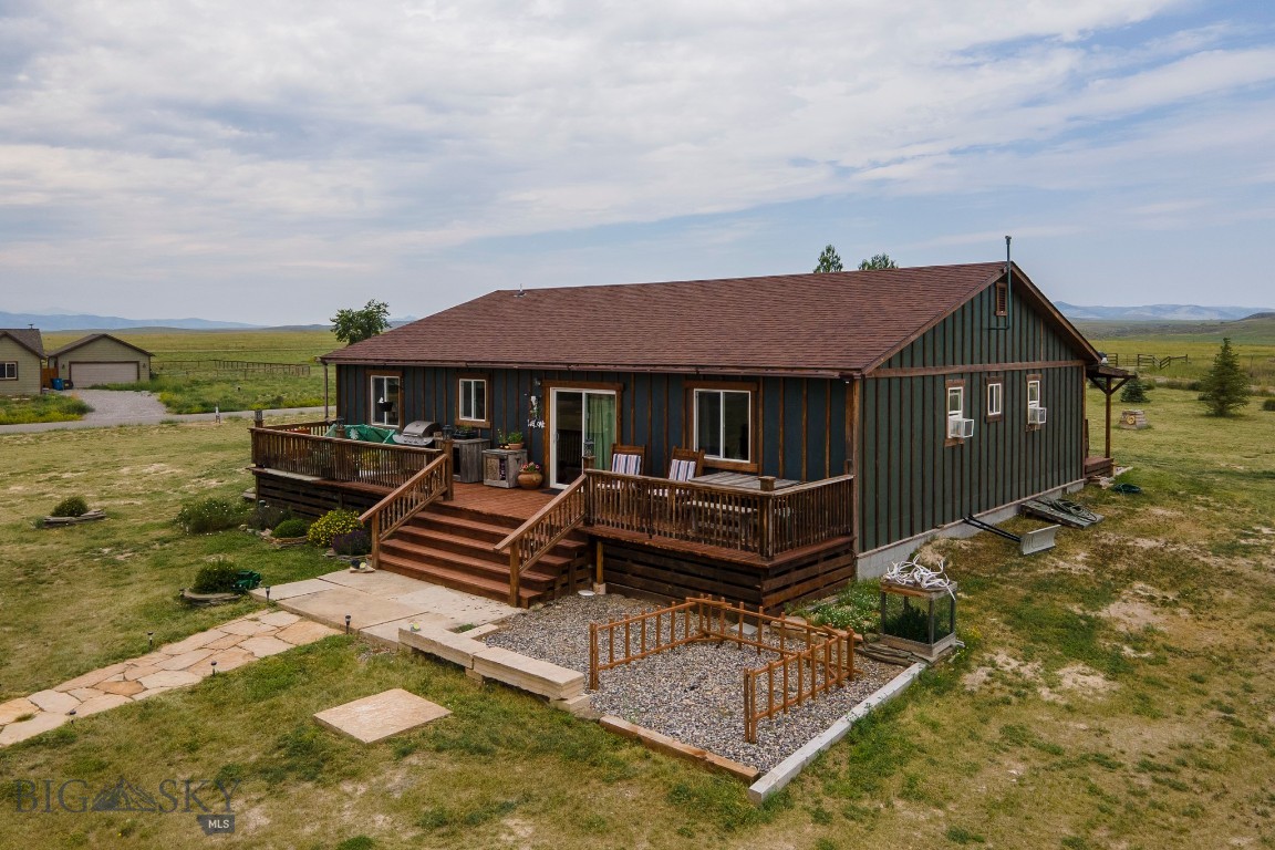 66 Red Shoulder Ln, Three Forks