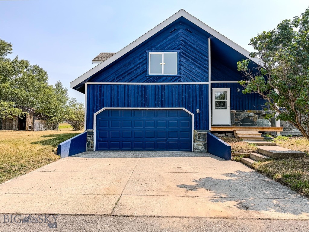 700 Solar Way, Bozeman
