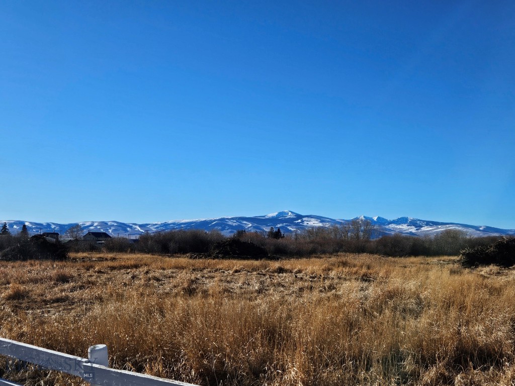 NHN Baker Street, White Sulphur Springs