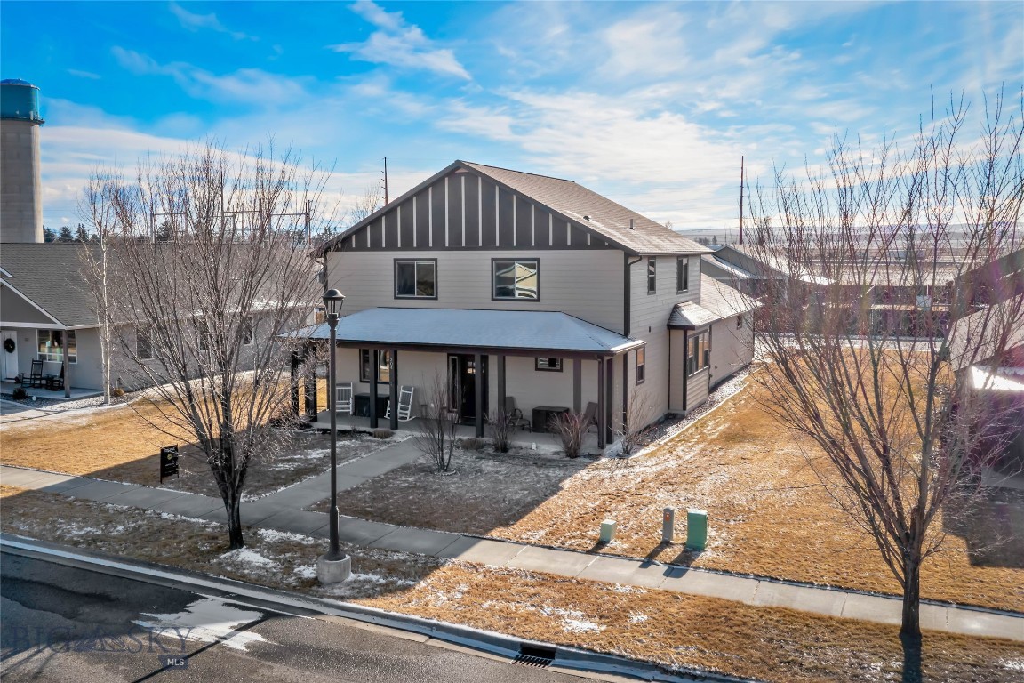 304 Farmall Lane, Manhattan