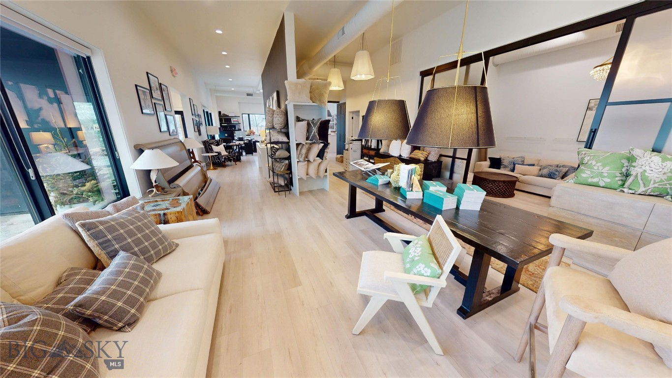 401 E Peach Street, Bozeman