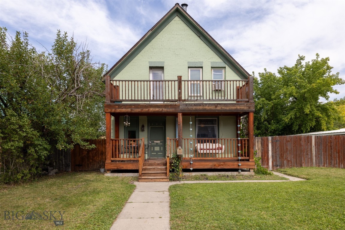 123 S E Street, Livingston