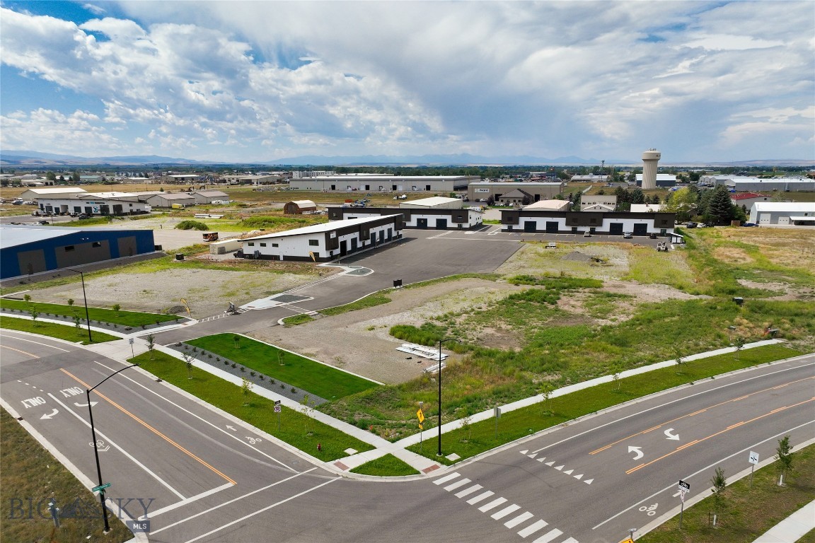 106 Stone River Road B, Belgrade