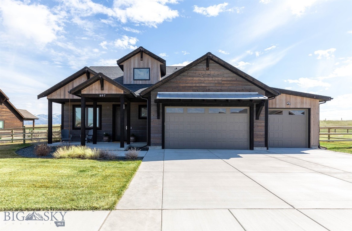 897 White Horse Loop, Bozeman