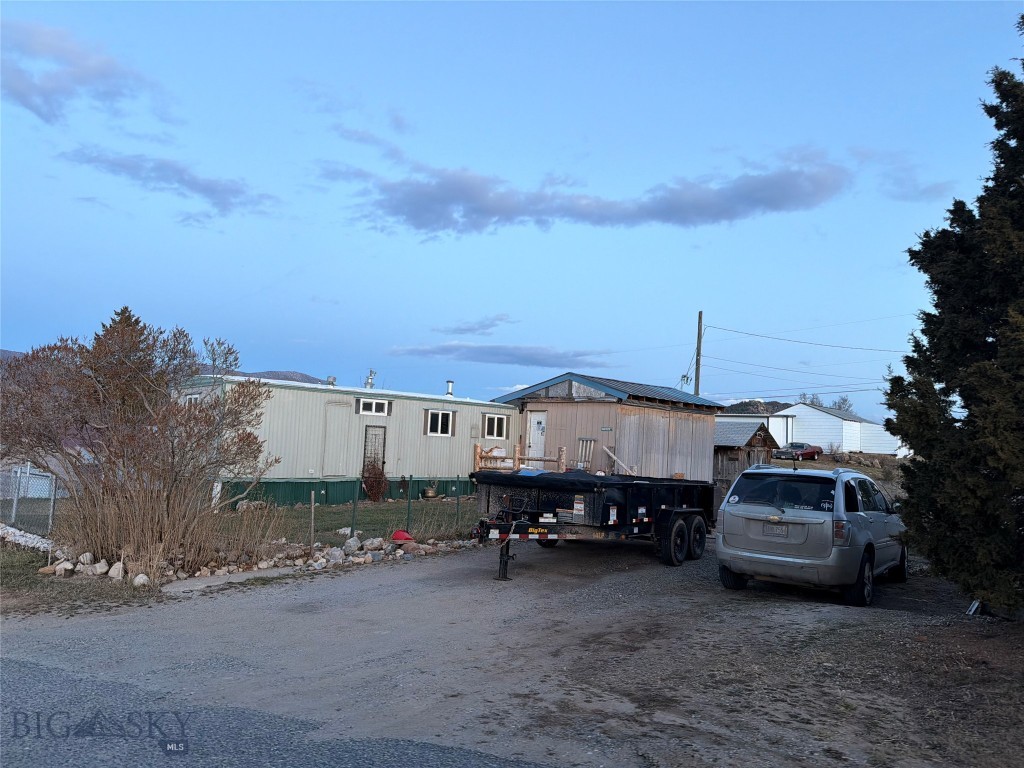 212 Baden, Butte