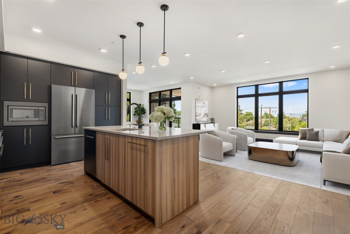 315 N Tracy Avenue 202, Bozeman