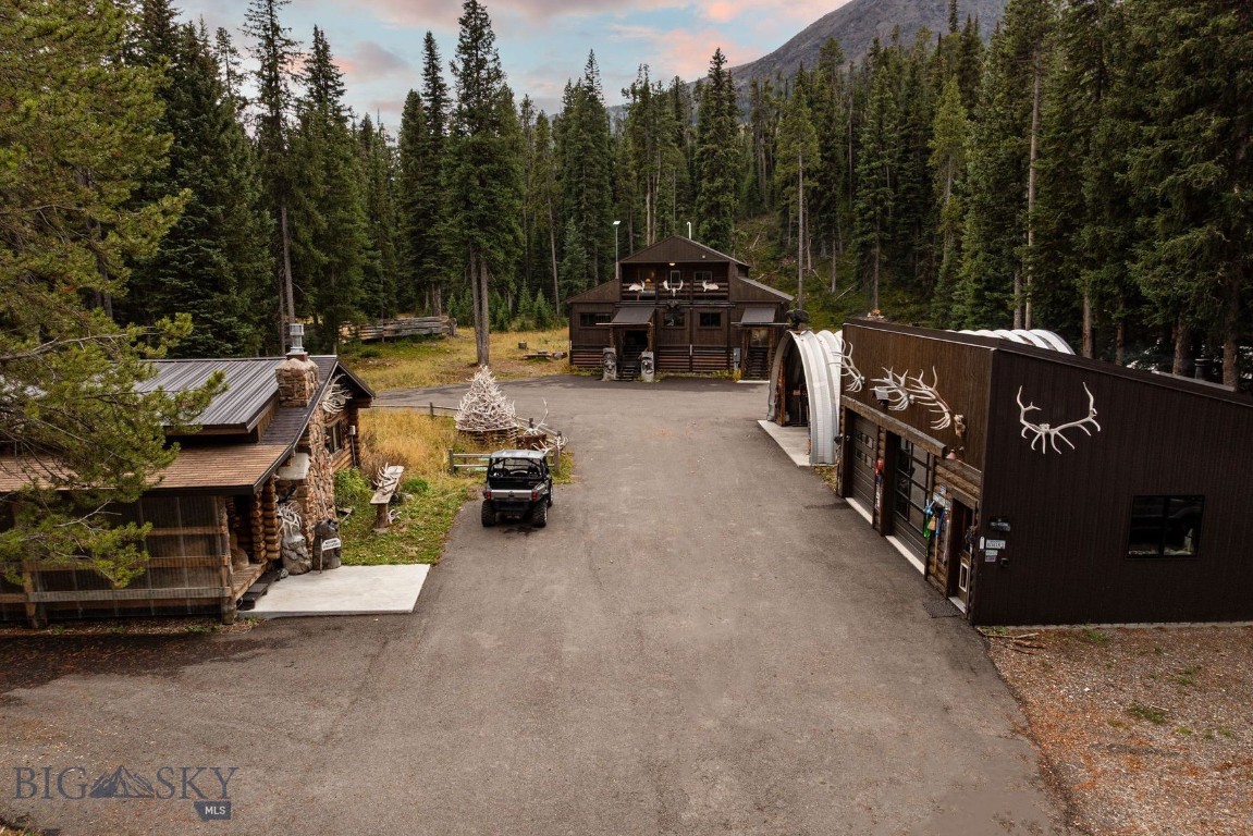 708 US Highway 212 W, Cooke City