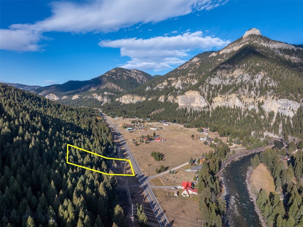 29 Old Hell Roaring Trail, Gallatin Gateway