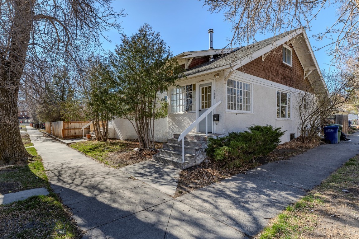 327 & 329 N 2nd Street 2, Livingston