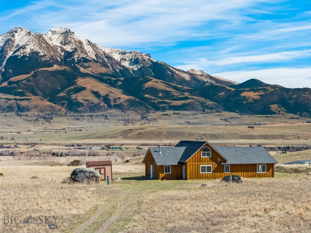 6 Rock View Lane, Emigrant