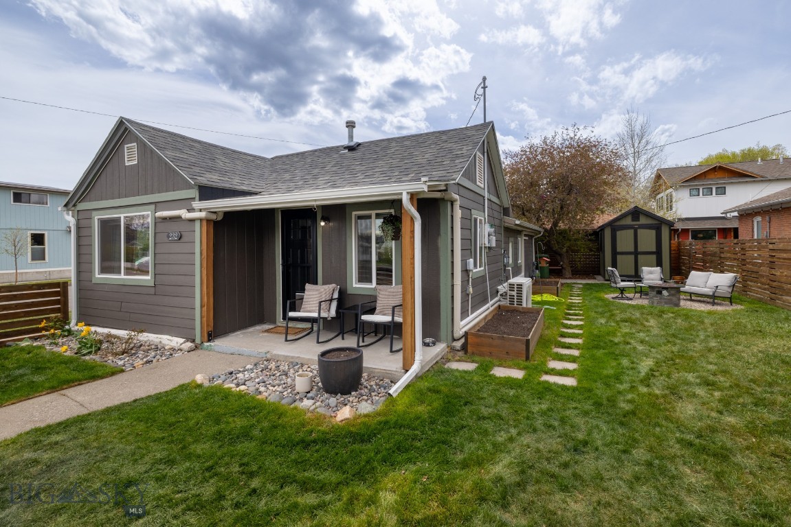 232 S F Street, Livingston