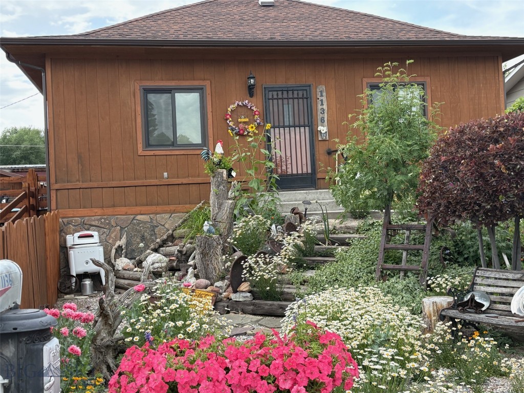 1136 E Glendale Street, Dillon
