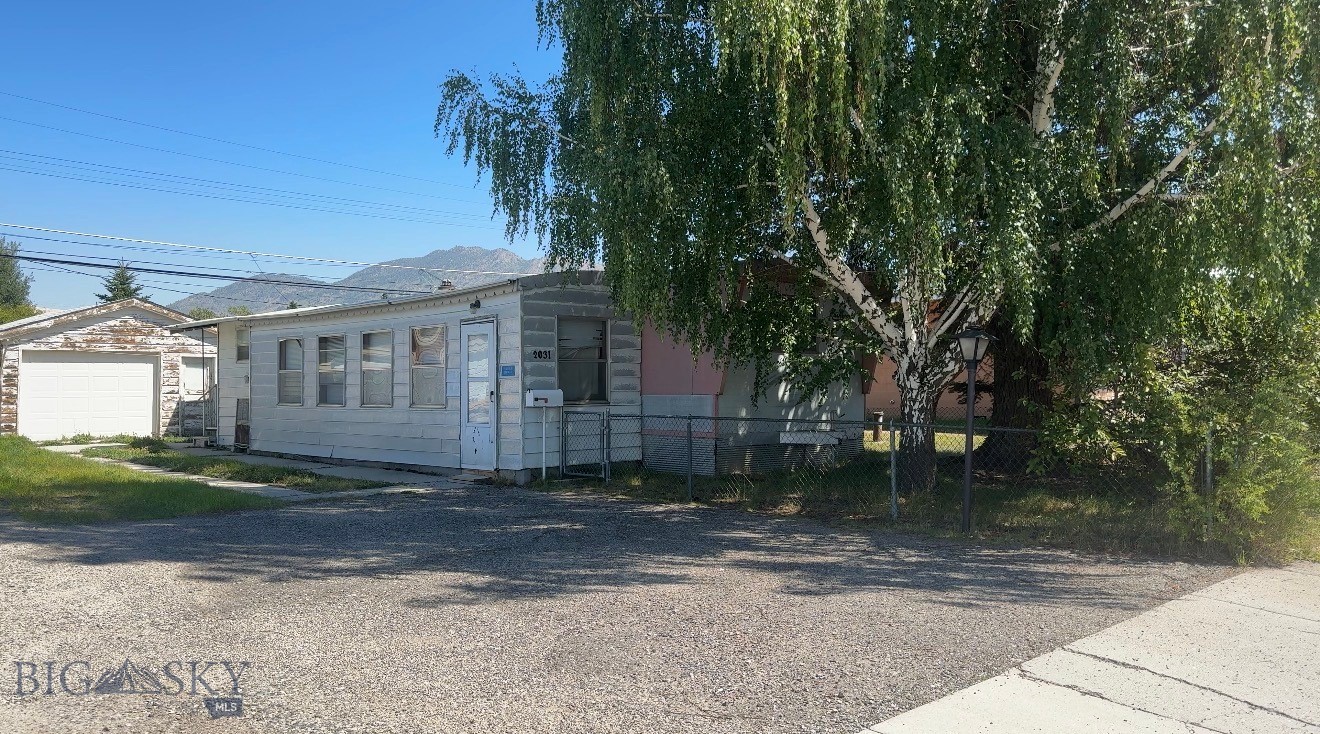 2031 Grand Avenue, Butte