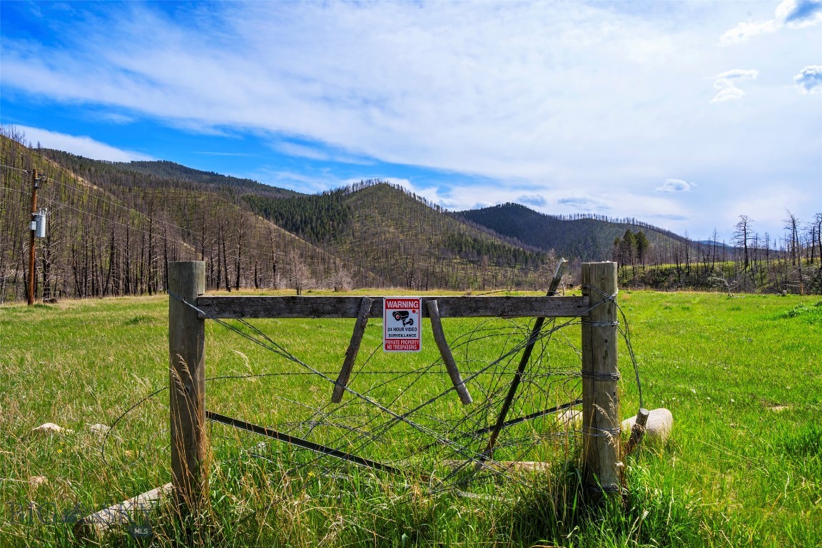 2010 US- 12 Highway E, Townsend