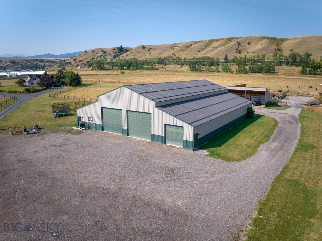 179 Black Dog Road, Gallatin Gateway