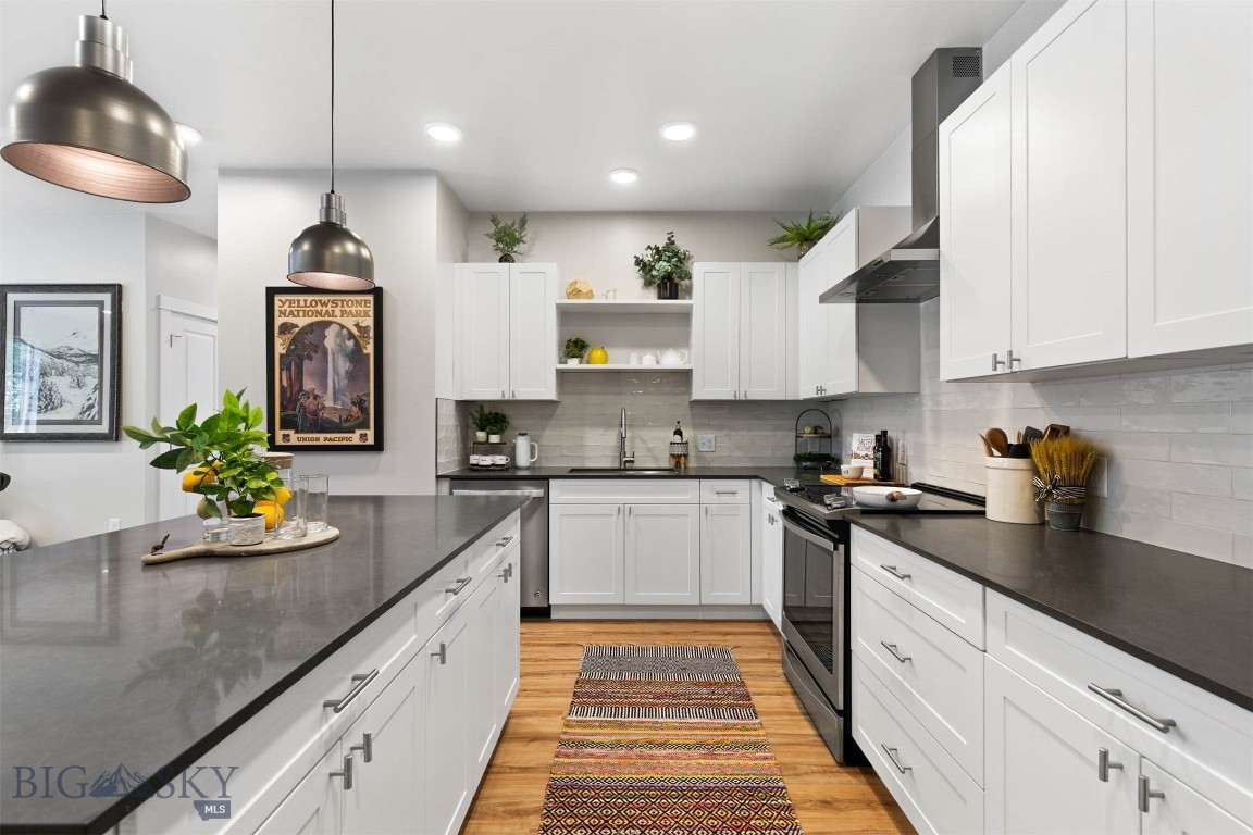 2222A Willow Drive 26, Livingston