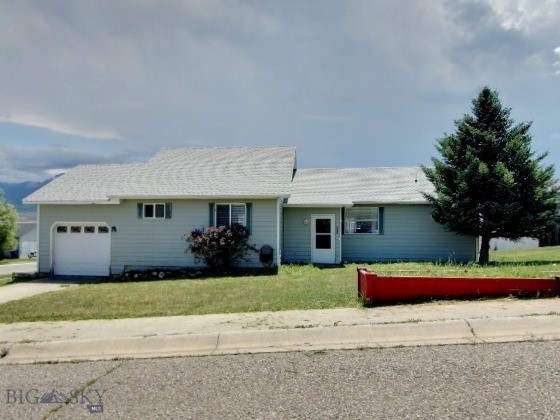 1304 Absaroka Court, Livingston
