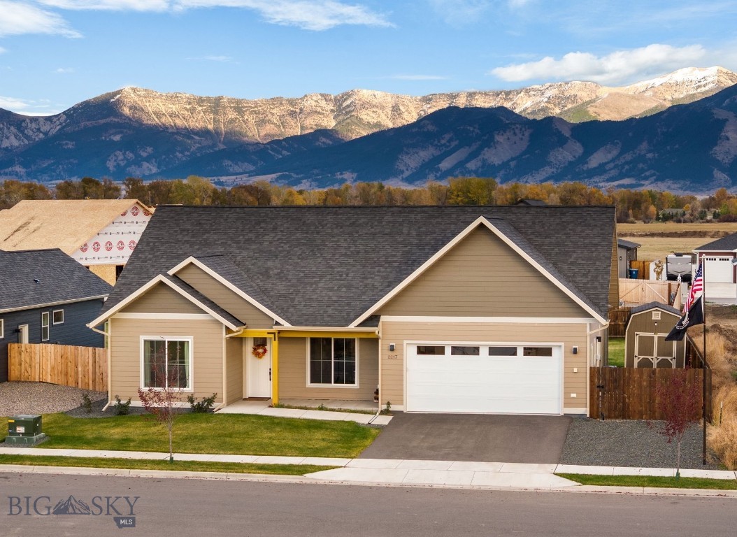 2217 Oriole Drive, Belgrade