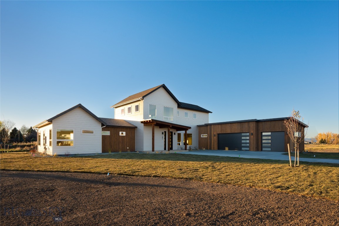 281 Crossbill Road, Bozeman