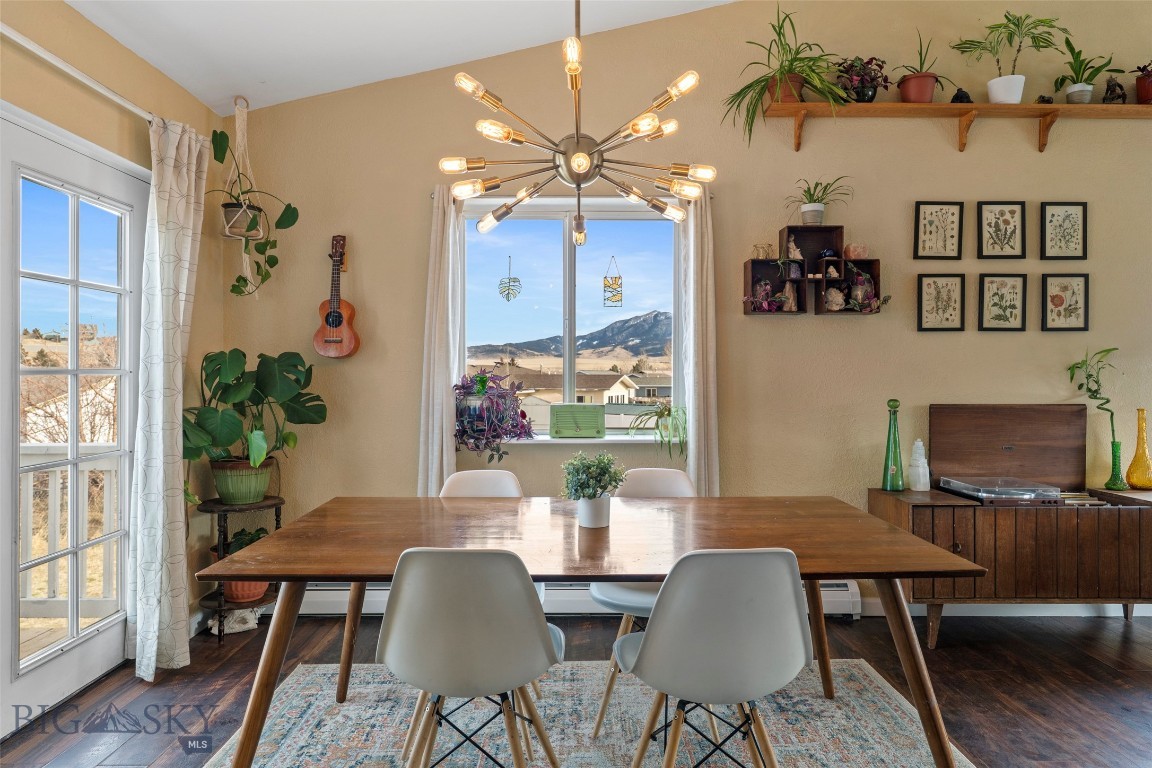 616 Comet Boulevard, Livingston