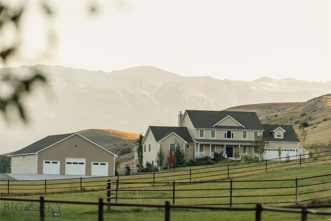 104 Running River Way, Absarokee