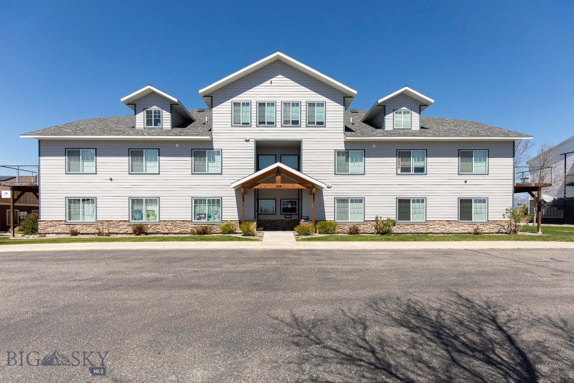 129 Village Drive 303, Belgrade
