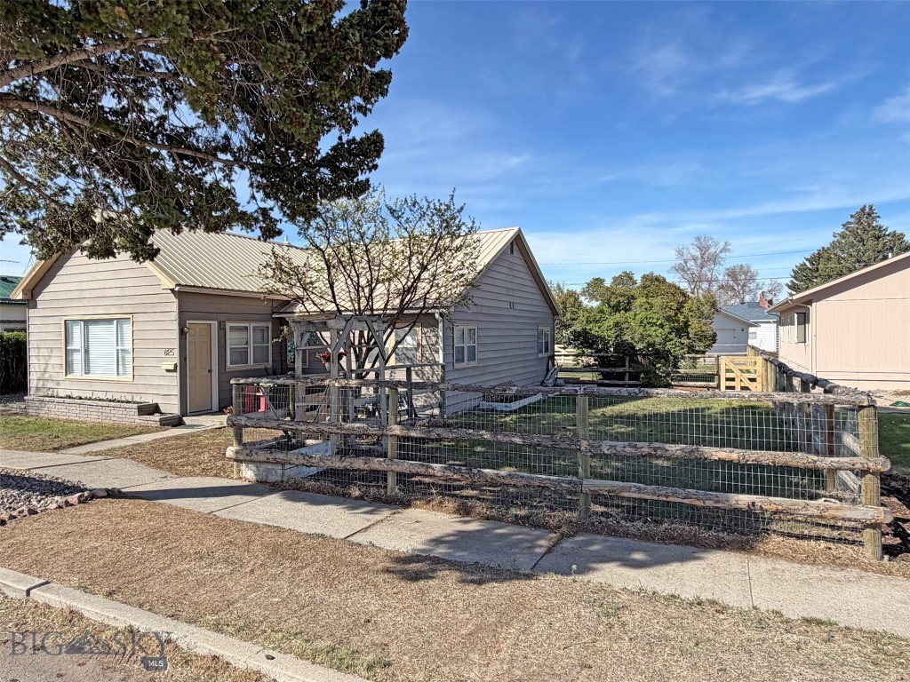 625 E Glendale Street, Dillon