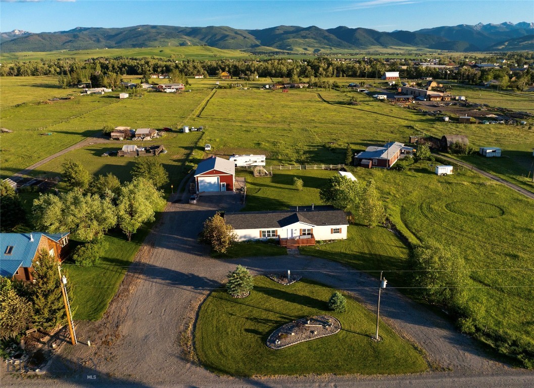 118 Wheeler Mountain Way, Gallatin Gateway