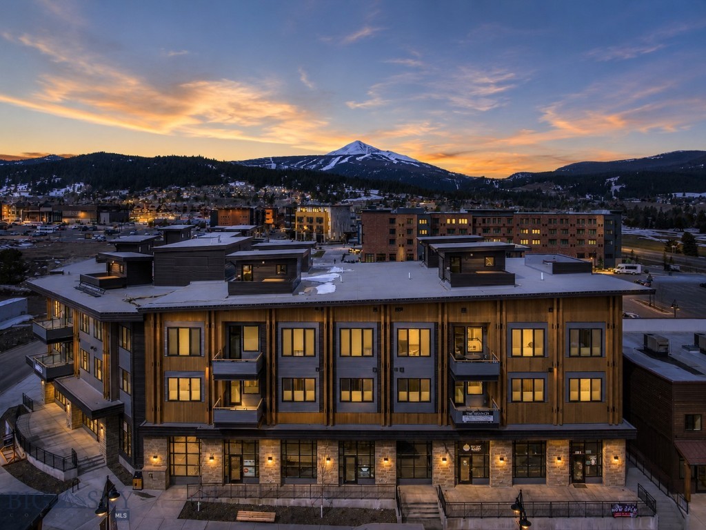 211 Town Center Avenue 2F, Big Sky