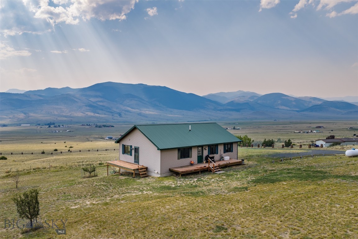 34 Mule Deer Trail, Whitehall