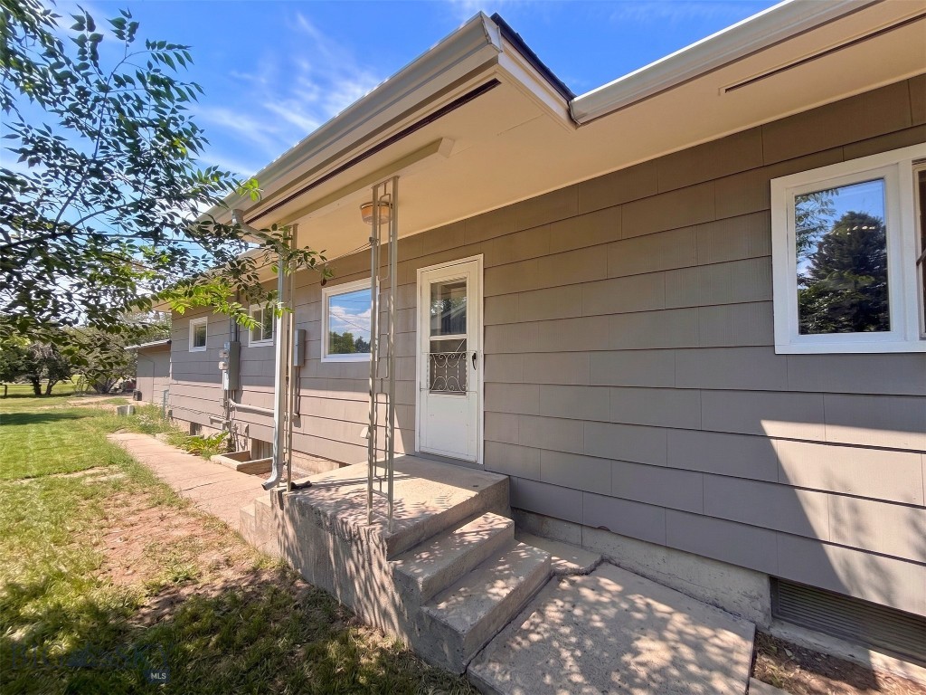 920 E Center Street, Dillon