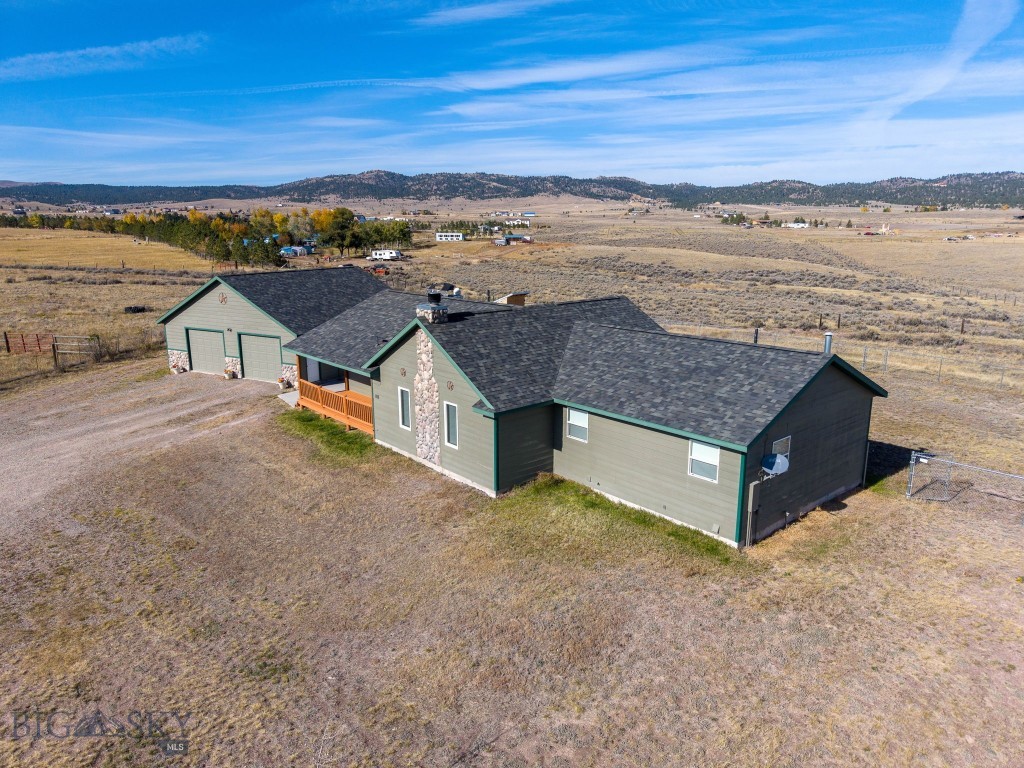 105 Clearview Court, Helena