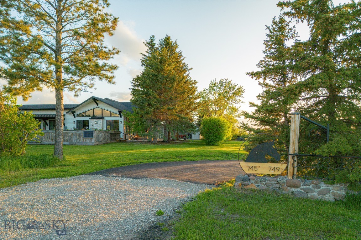 745/749 Rocky Road, Bozeman