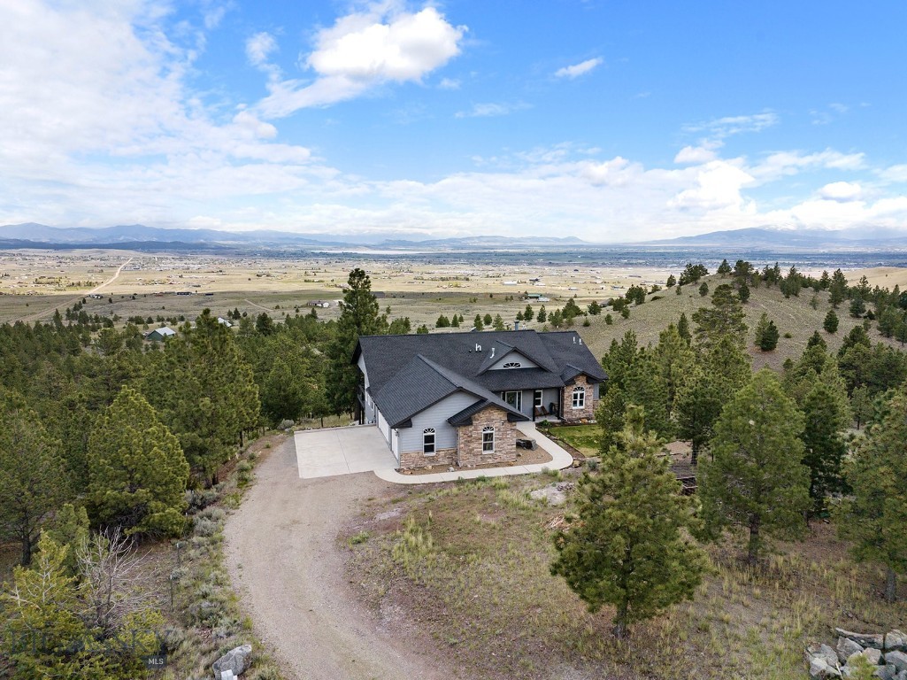 8235 Evergreen Drive, Helena