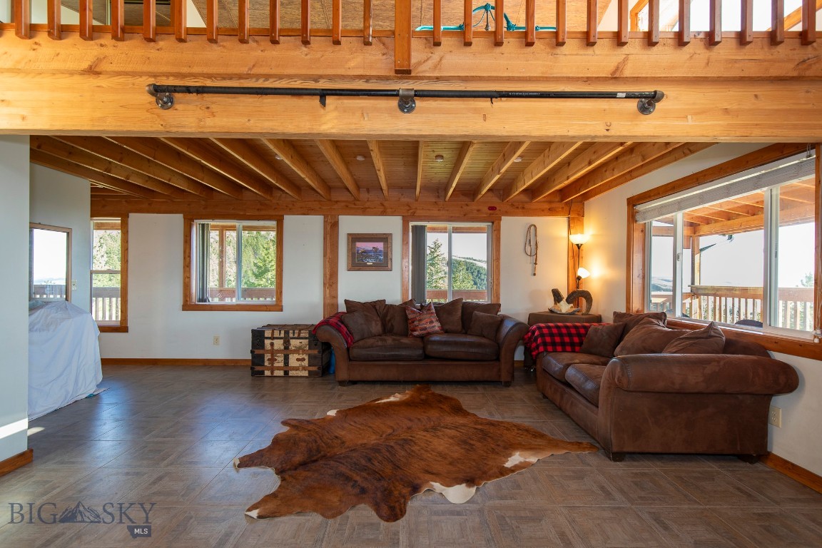 380 Lone Wolf Trail, Three Forks