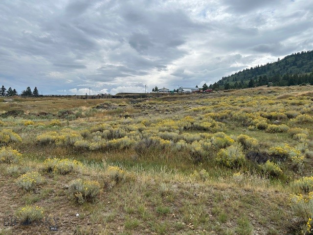 LOT 5, Butte
