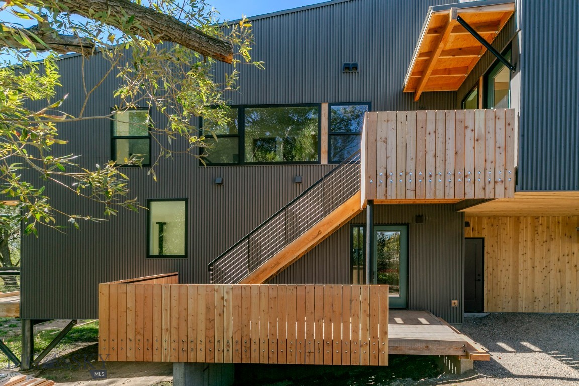 504 S H Street 4, Livingston